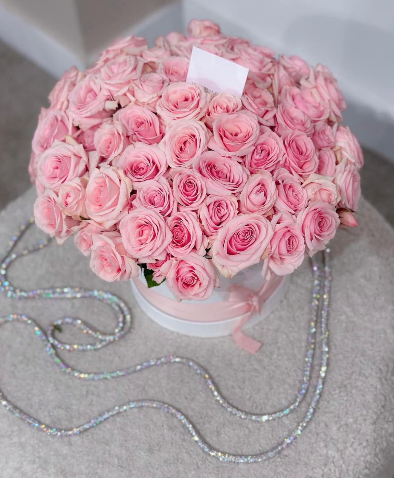 Rosé Allure in The Basket